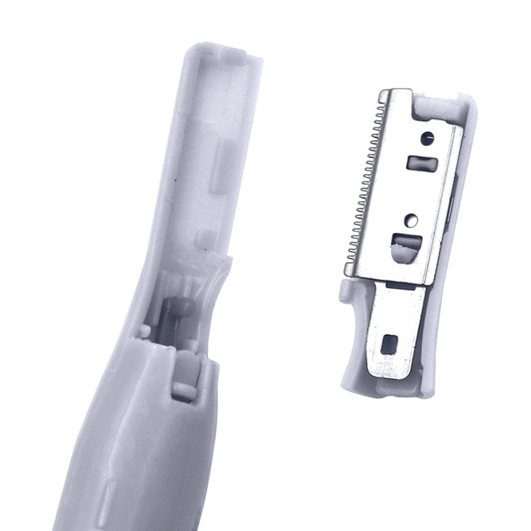 Aparador de Sobrancelha eletrico